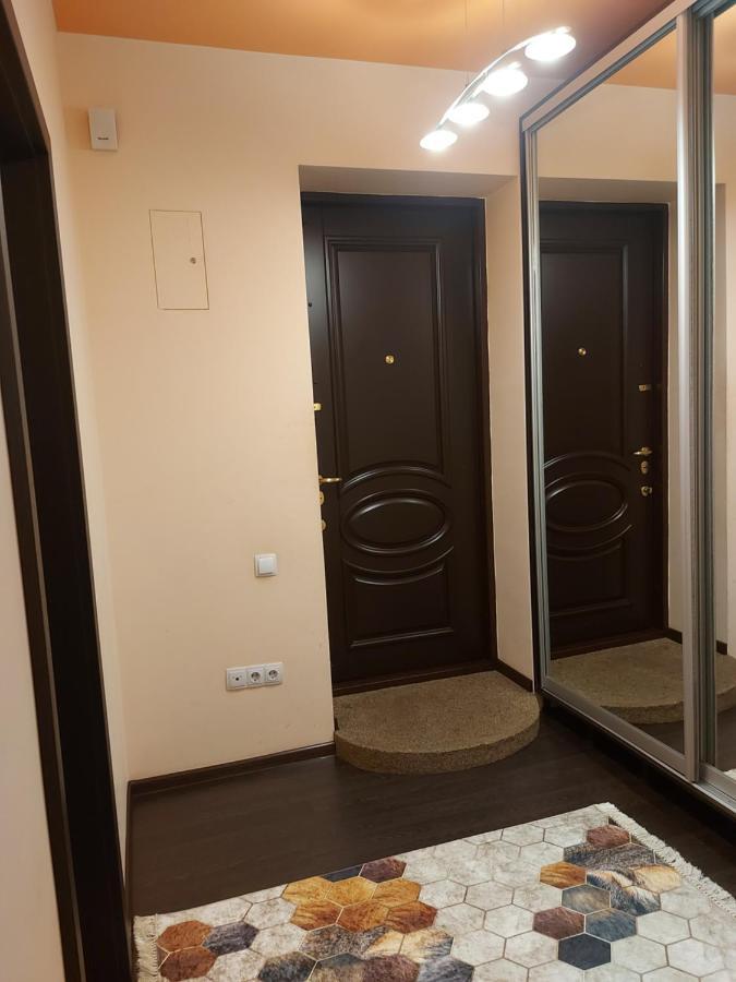 Central Point Apartment 利沃夫 外观 照片