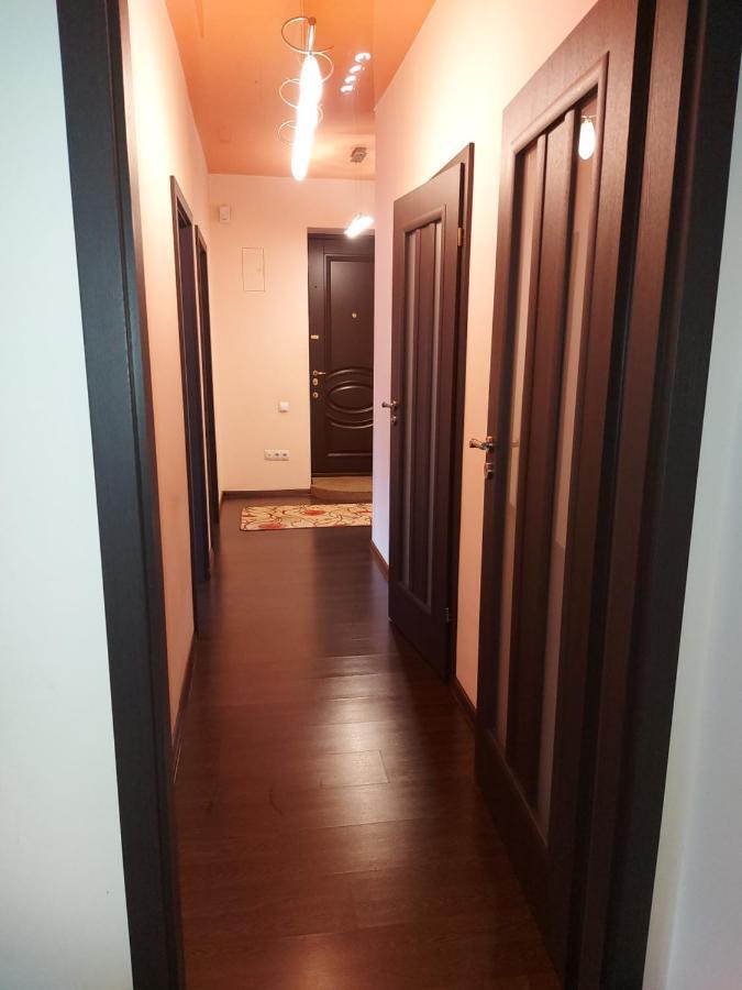 Central Point Apartment 利沃夫 外观 照片