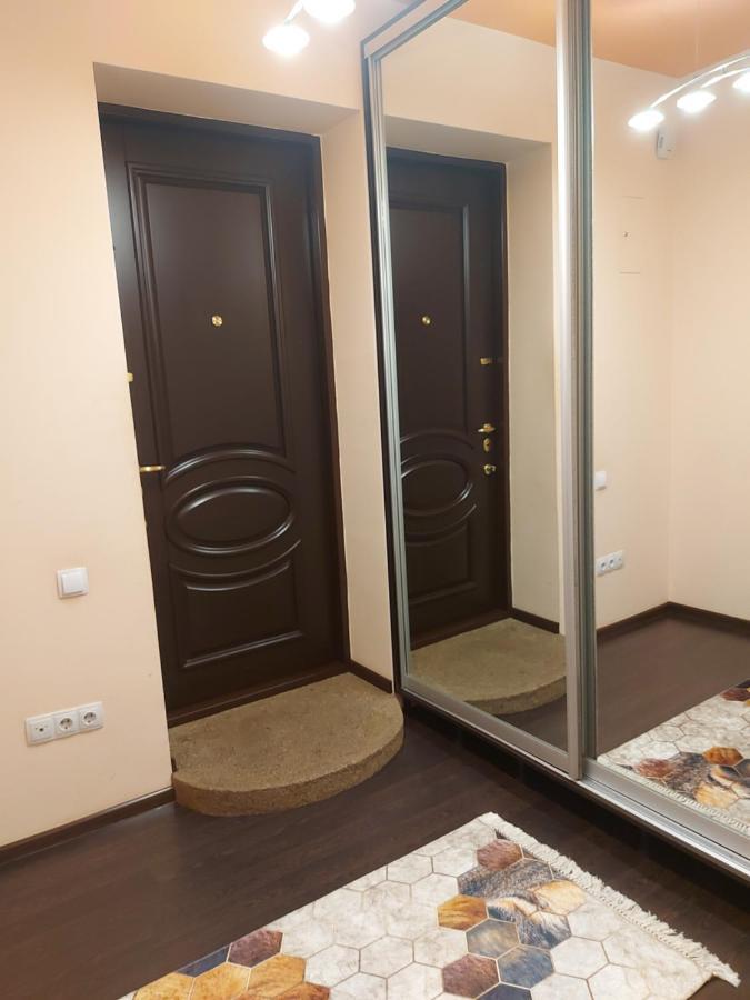 Central Point Apartment 利沃夫 外观 照片