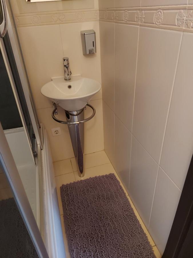 Central Point Apartment 利沃夫 外观 照片